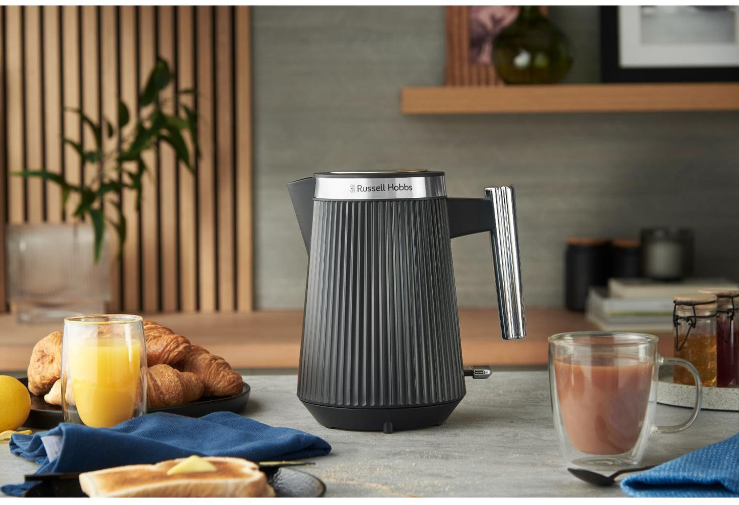 Russell Hobbs - Bronte Kettle - Black - Wholesales Supply