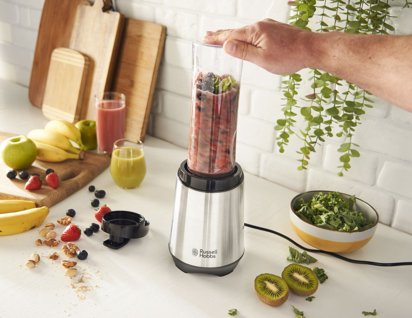 Russell Hobbs - Mix & Go Personal Blender - S/S - Wholesales Supply