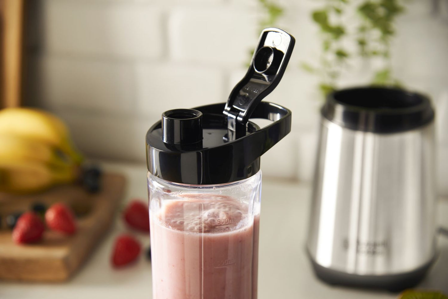Russell Hobbs - Mix & Go Personal Blender - S/S - Wholesales Supply