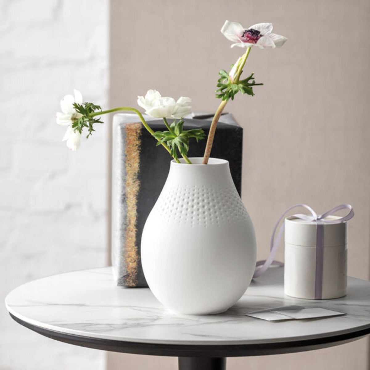 Villeroy & Boch - Manufacture Collier blanc Vase Perle tall Vase - Wholesales Supply