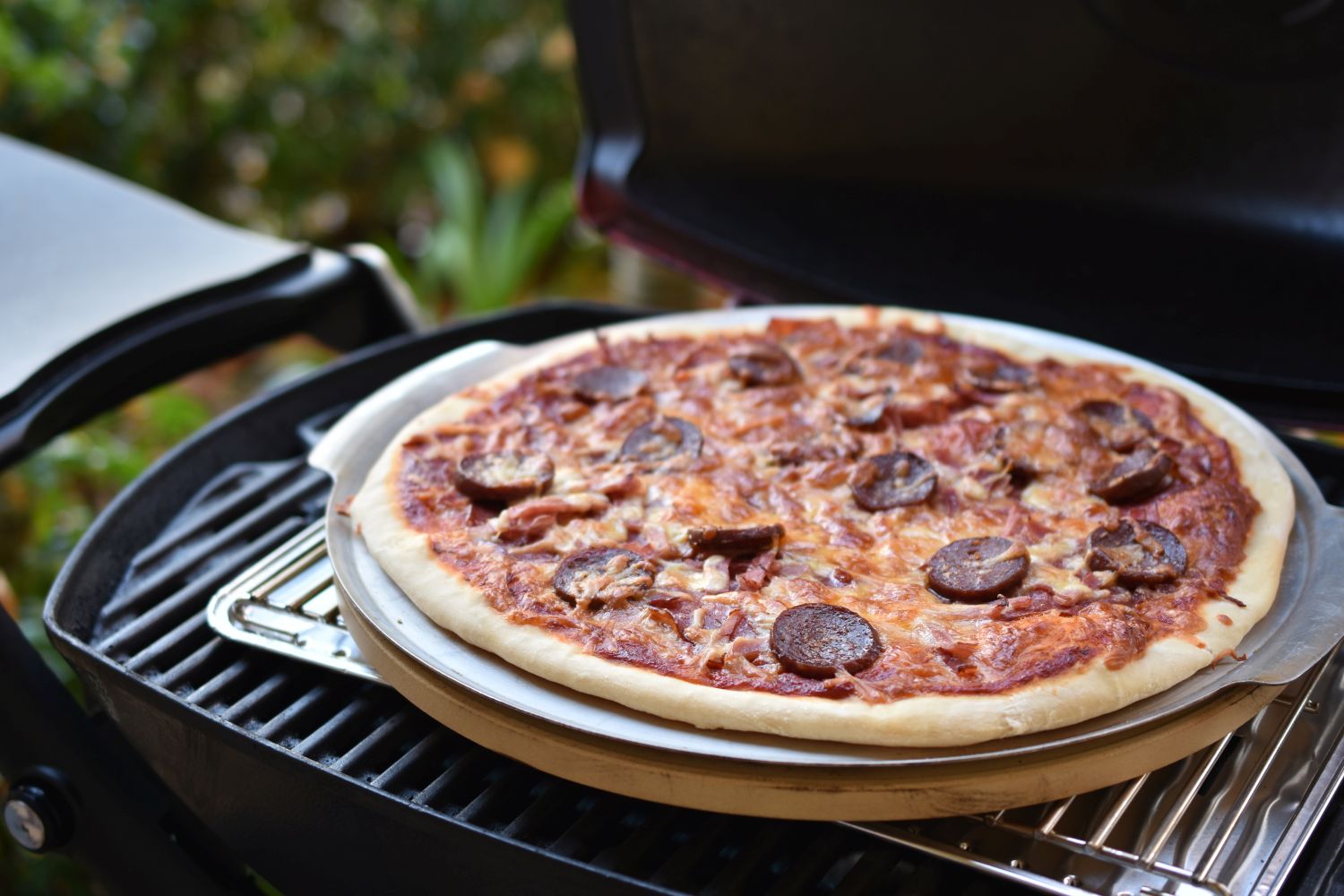 Weber - Q Pizza Stone & Tray Large - Wholesales Supply