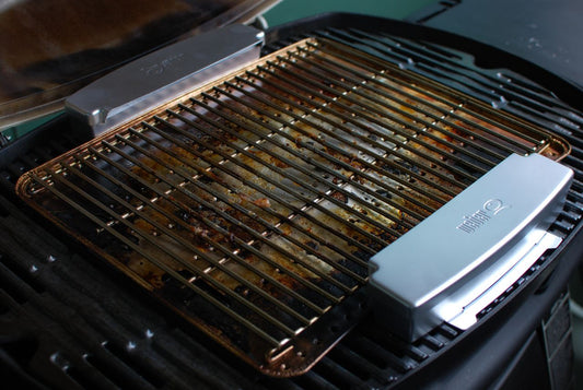 Weber - Q Smoker Box Set (Q200/2000/300/3000) - Titanium - Wholesales Supply