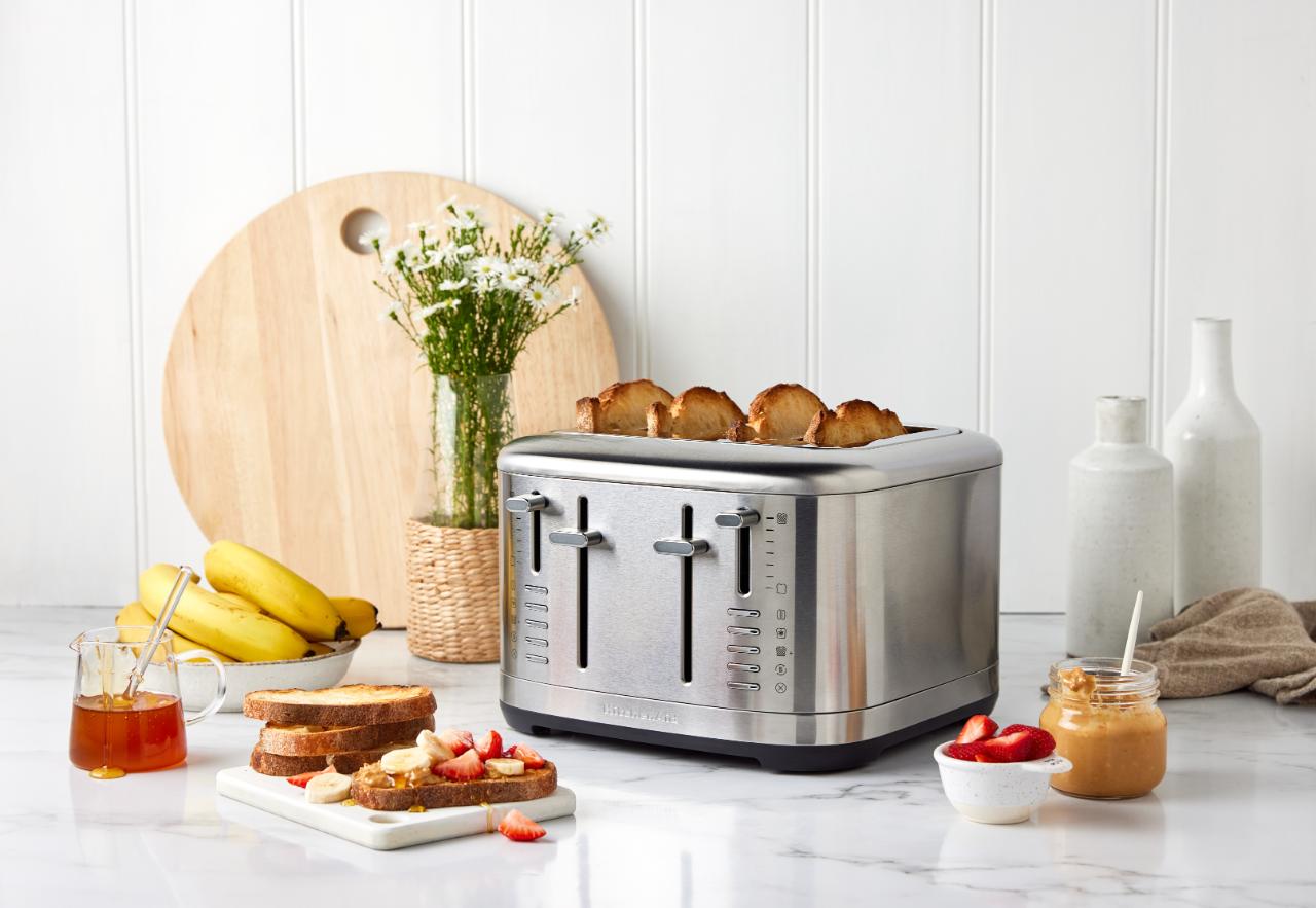 KitchenAid - 4 Slice Toaster - Stainless Steel