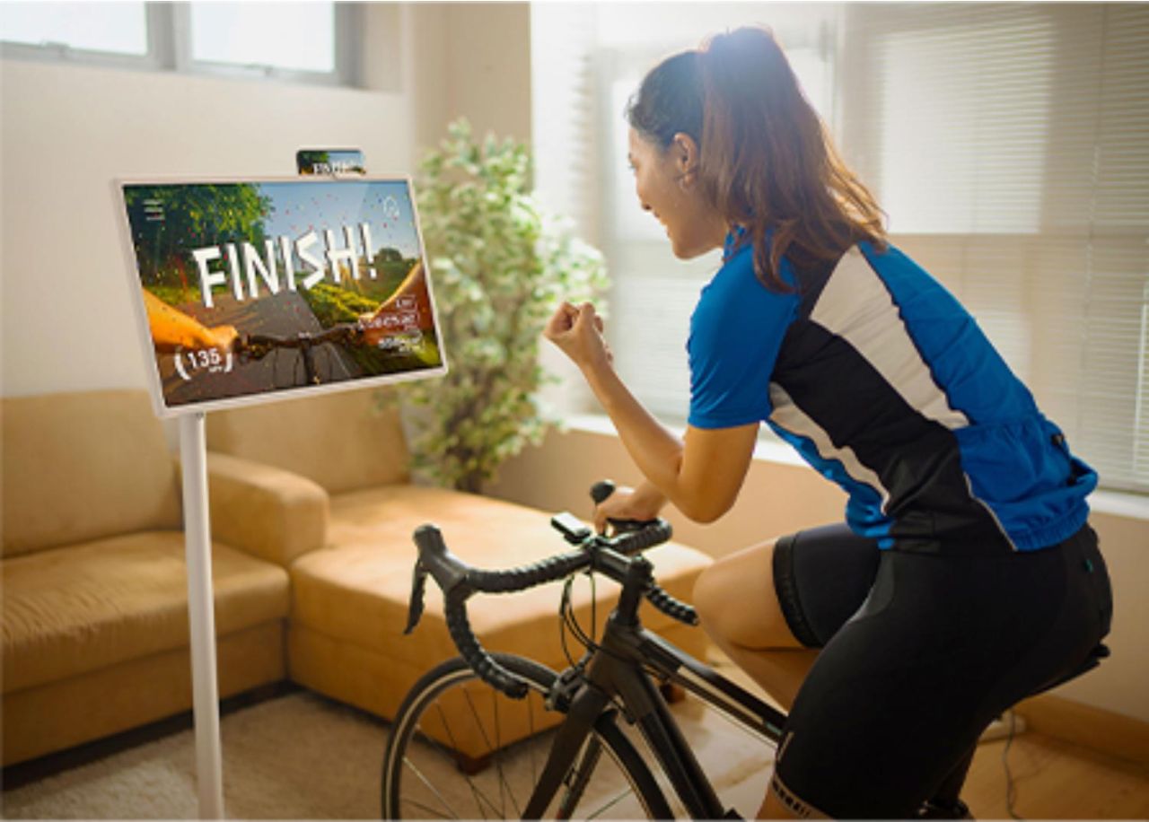LG - 27" STANBYME LED Smart TV (2023)