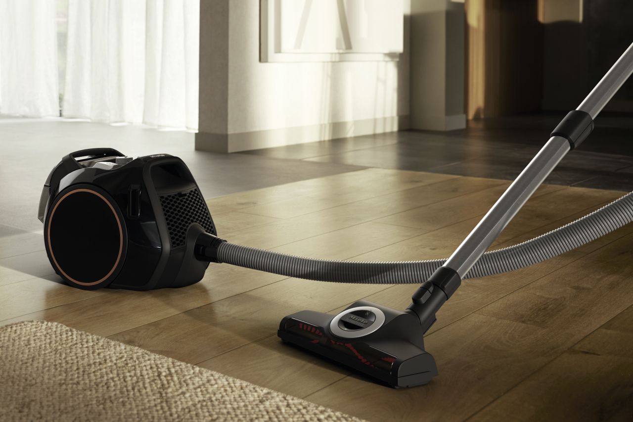 Miele - Boost CX1 Cat & DogBagless vac -  11640600