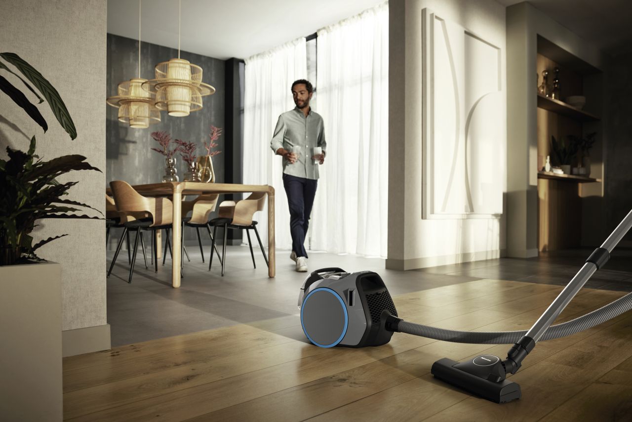 Miele - Boost CX1 Bagless Vac - 11640630
