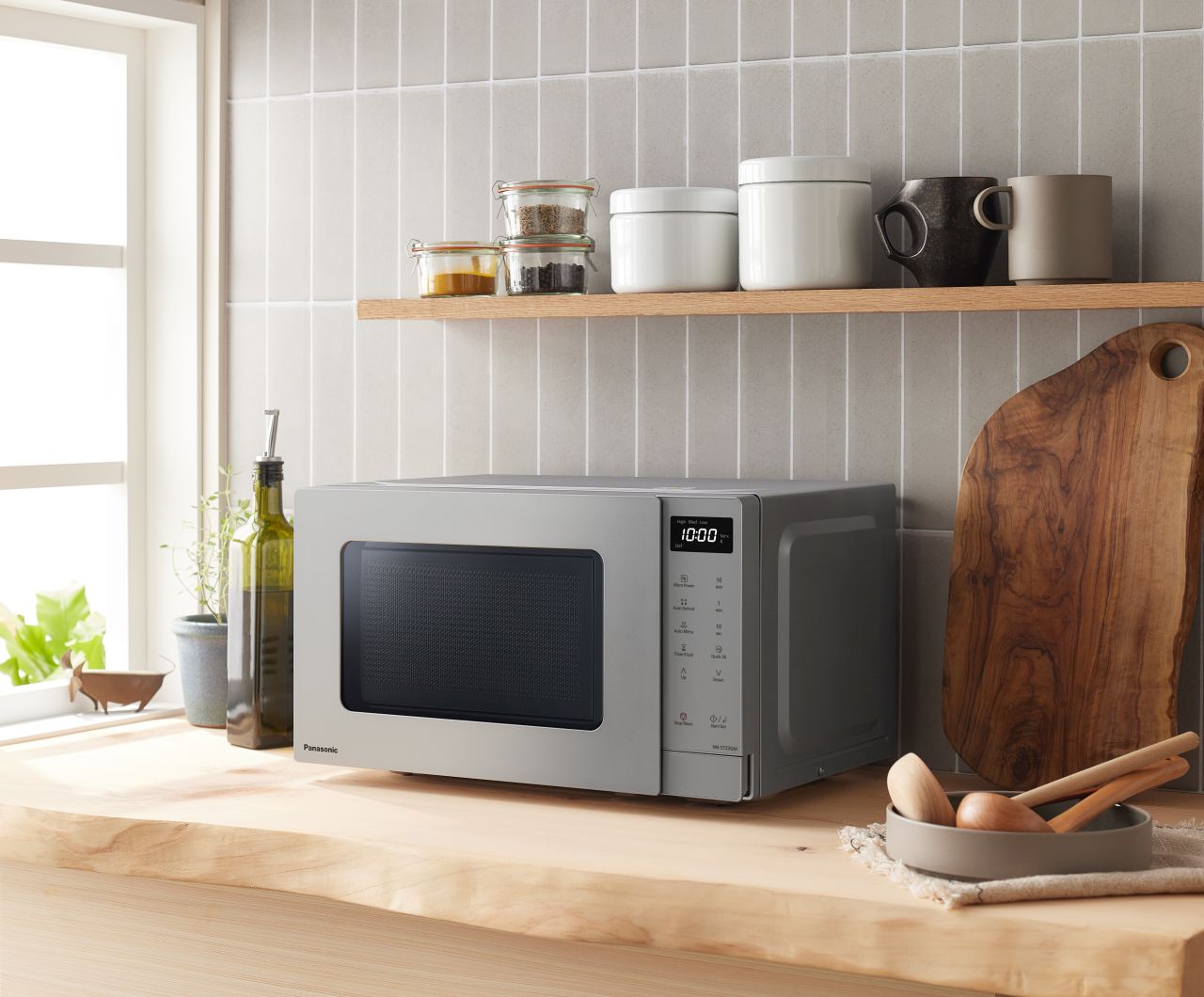 Panasonic - 20L 800W Compact Microwave Oven - Silver