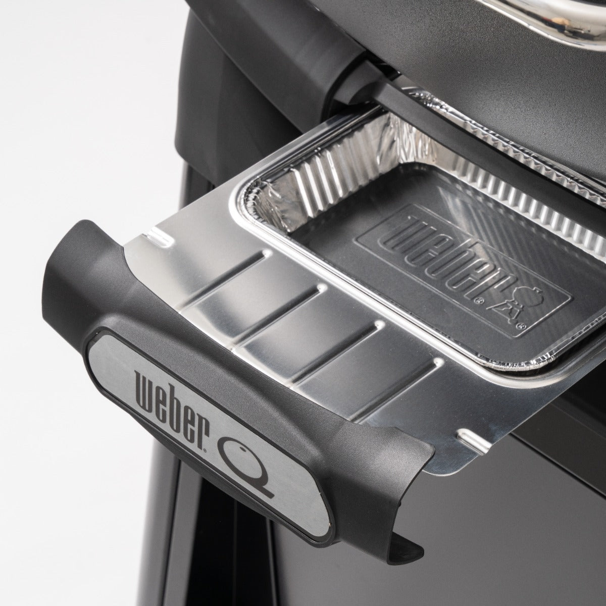 Weber - Family Q3100N+ LP BBQ - Midnight Black
