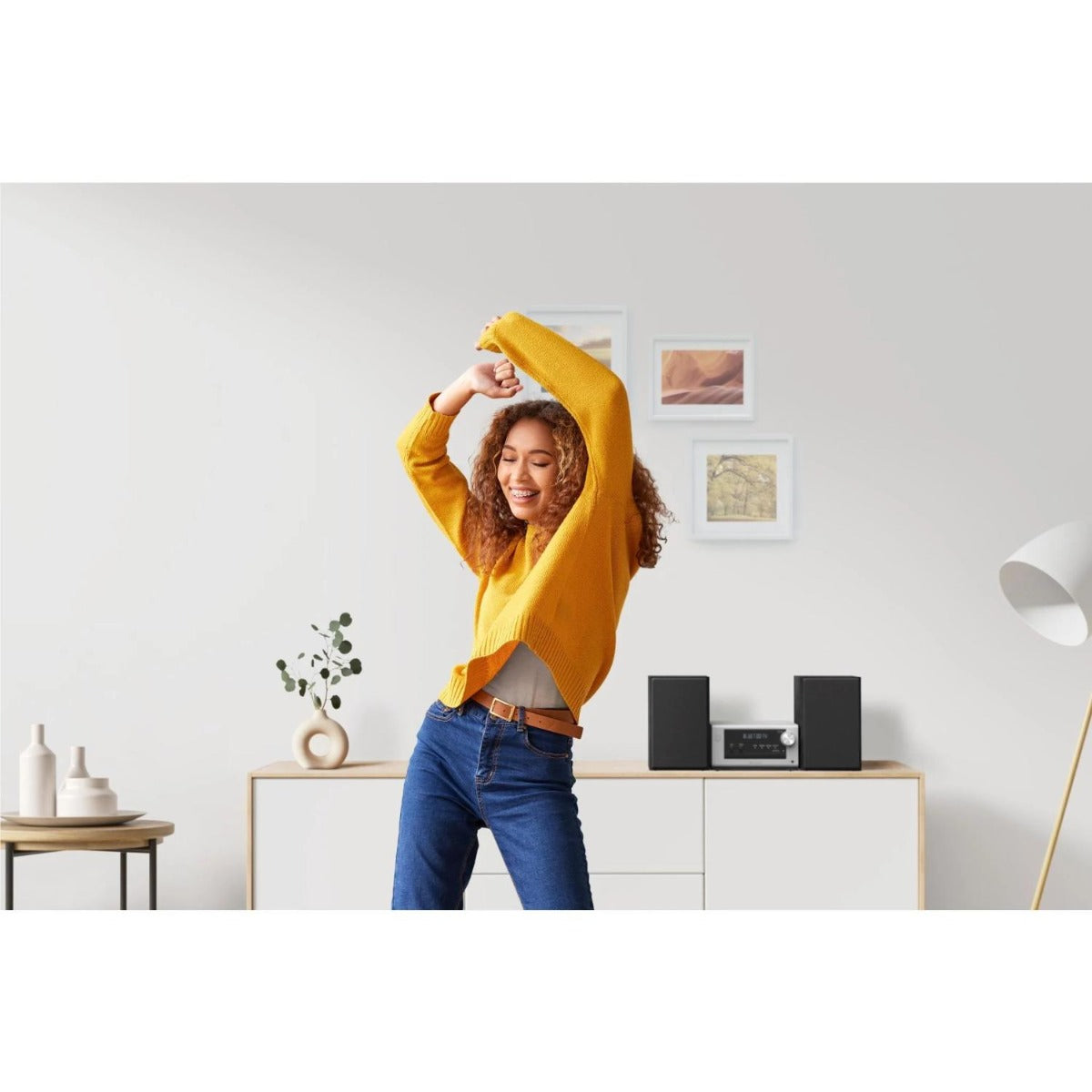 Panasonic - 80W CD Micro System w Radio, CD & Bluetooth - Silver