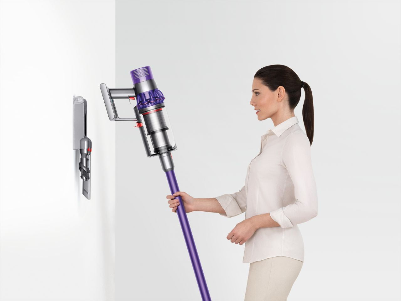 Dyson - V10 Cordfree Vacuum 496119-01