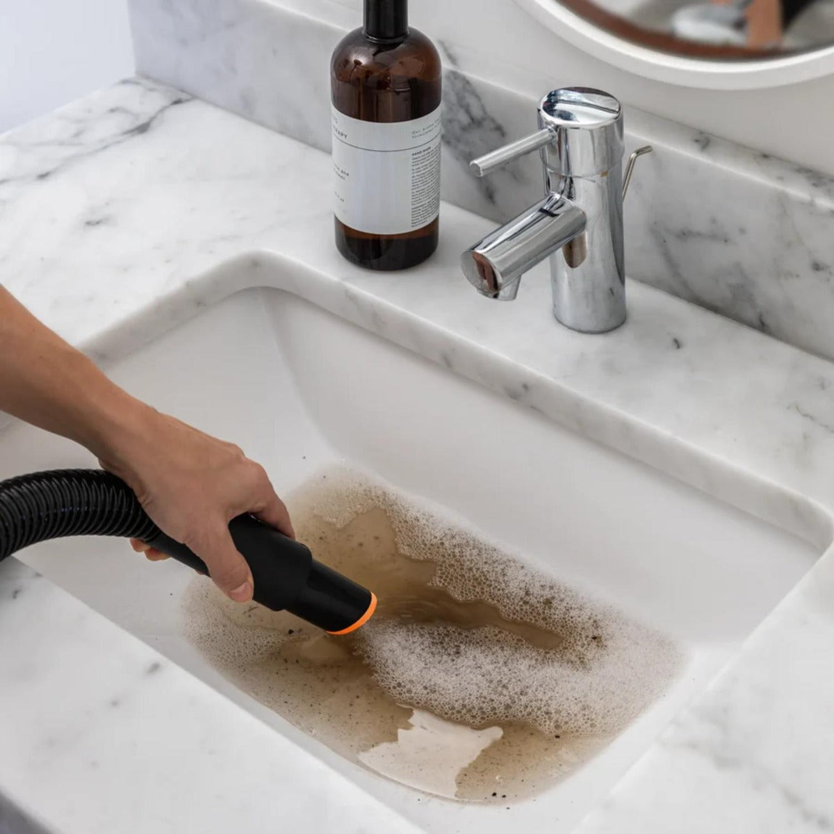 Shark - MessMaster Portable Wet/Dry Vacuum