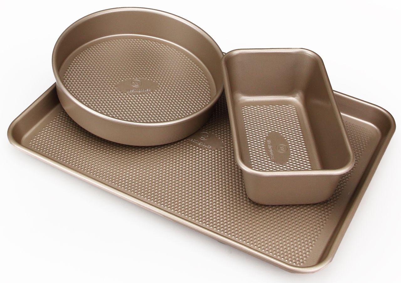 Westinghouse - Baking Set - Gold, 9.5" Loaf pan,  9.5" Rnd cake pan, 17.5" Cookie sheet