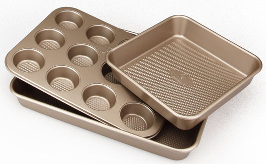 Westinghouse - Baking Set - Gold, 9.5" Sq cake pan, 12 cup muffin pan, 15.5" Rect pan