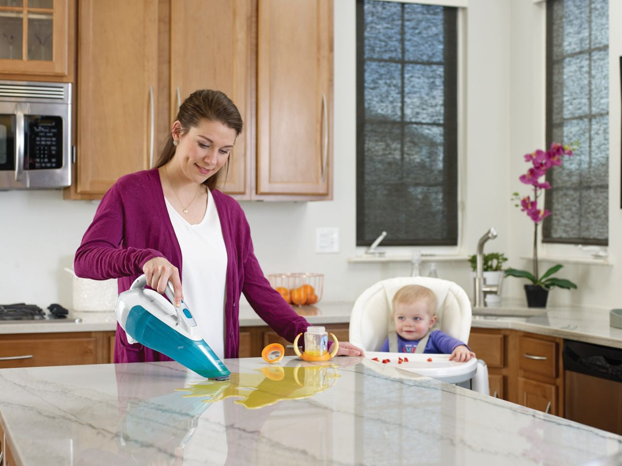Black & Decker - Wet and Dry L-ion Dustbuster Cordless Hand Vacuum